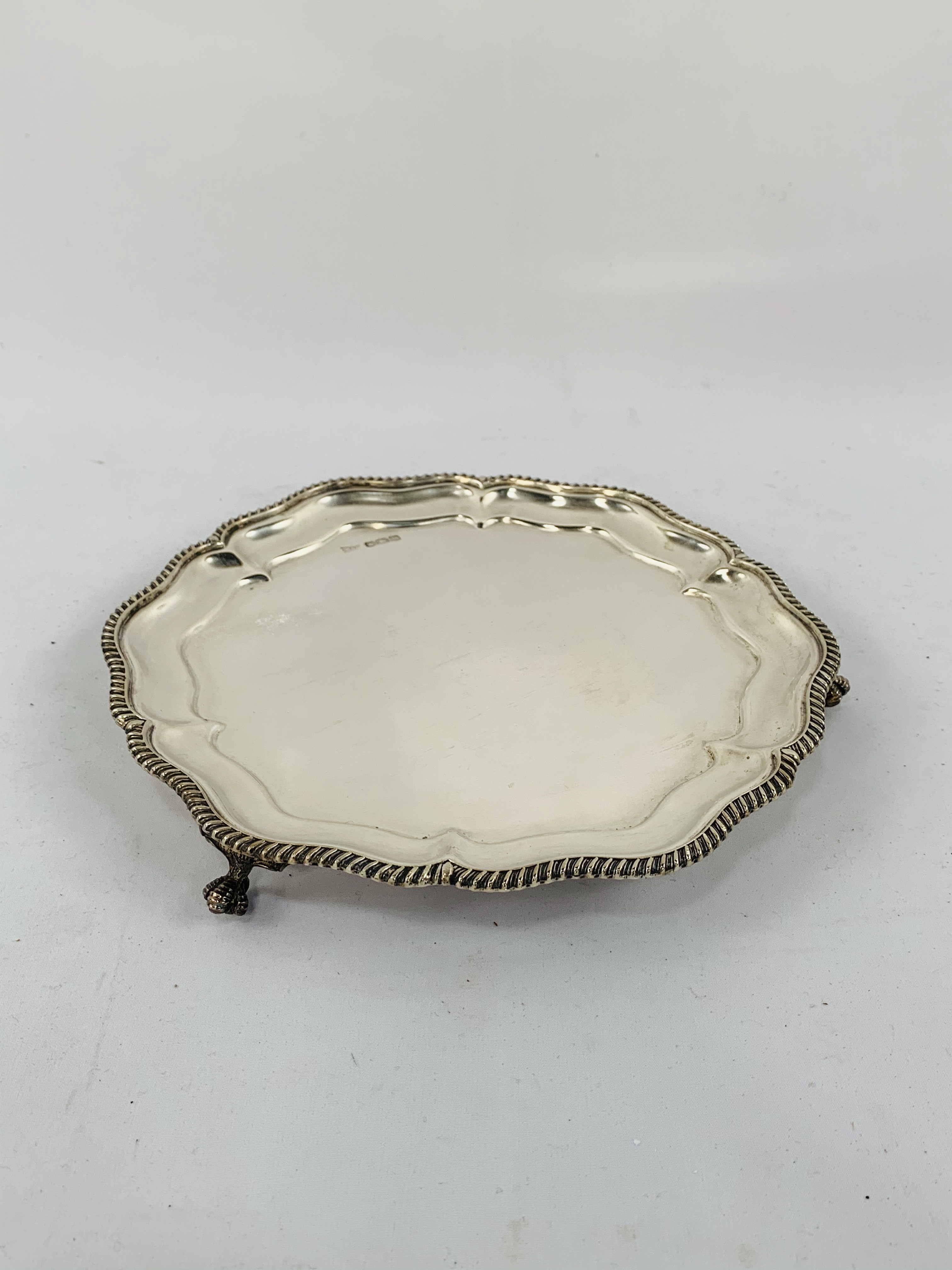 Walker and Hall sterling silver card tray, 1937 Chester hallmark. - Image 2 of 3