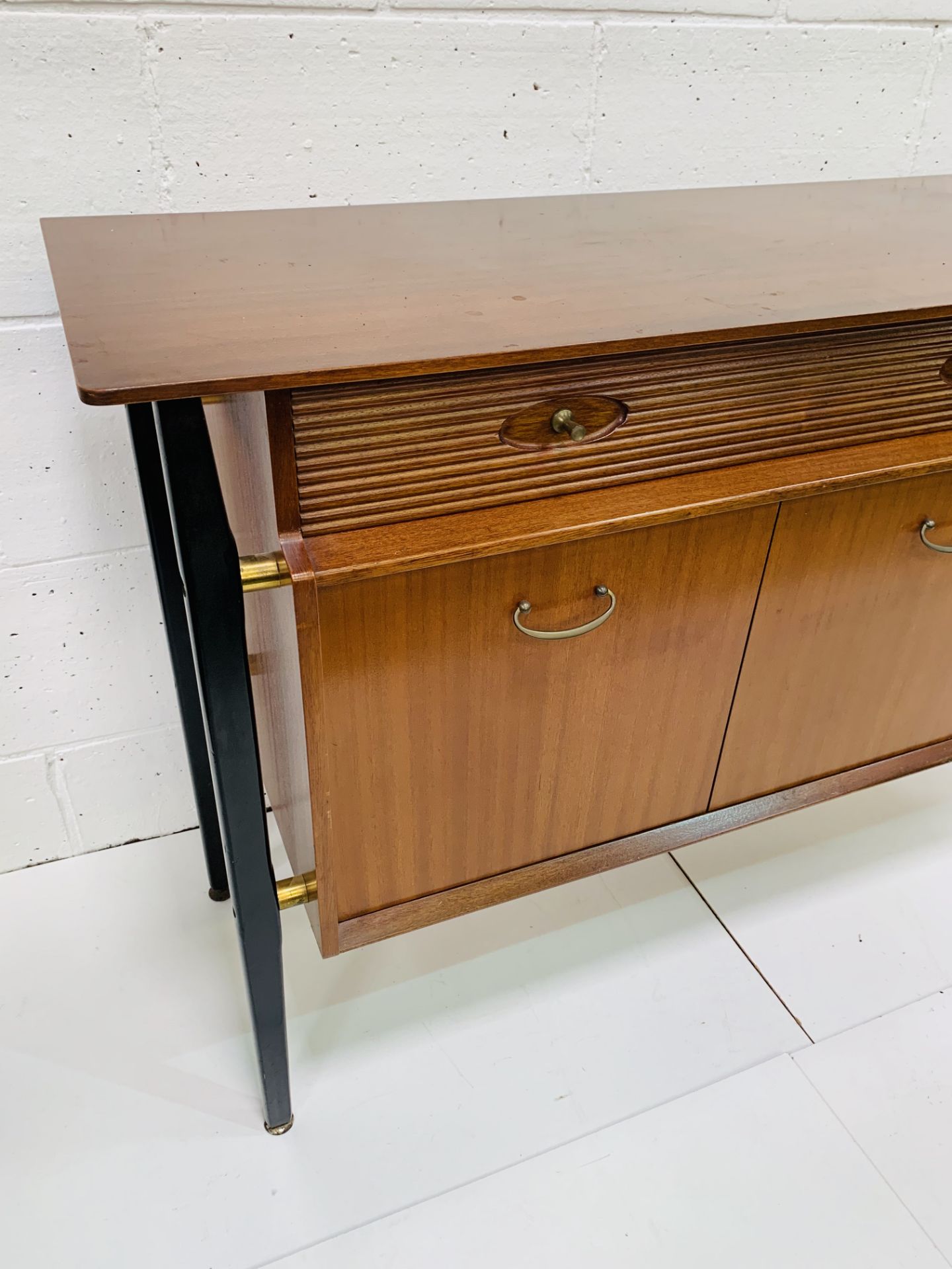 "Nathan" teak 1960's sideboard with two frieze drawers over cupboards. - Bild 4 aus 8