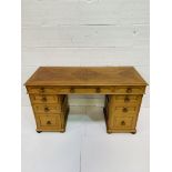 Oak kneehole desk with patterned top