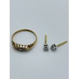 18ct gold and 5 diamond ring, plus two 18ct gold and diamond studs