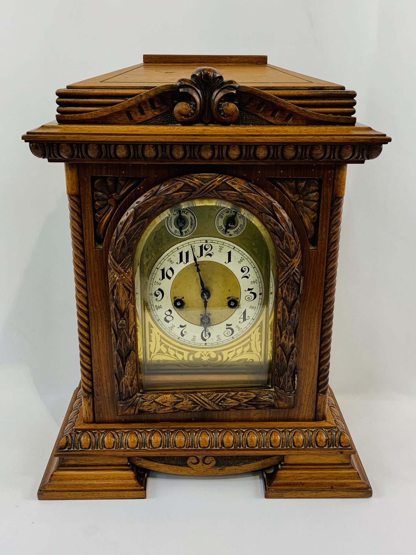 Late 19th century large Junghans oak Westminster chimes bracket clock, going order. - Image 6 of 6