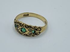 Antique 9ct gold, emerald and diamond ring, 2.0gms