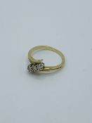 9ct gold and 3 diamond ring, 3.0gms