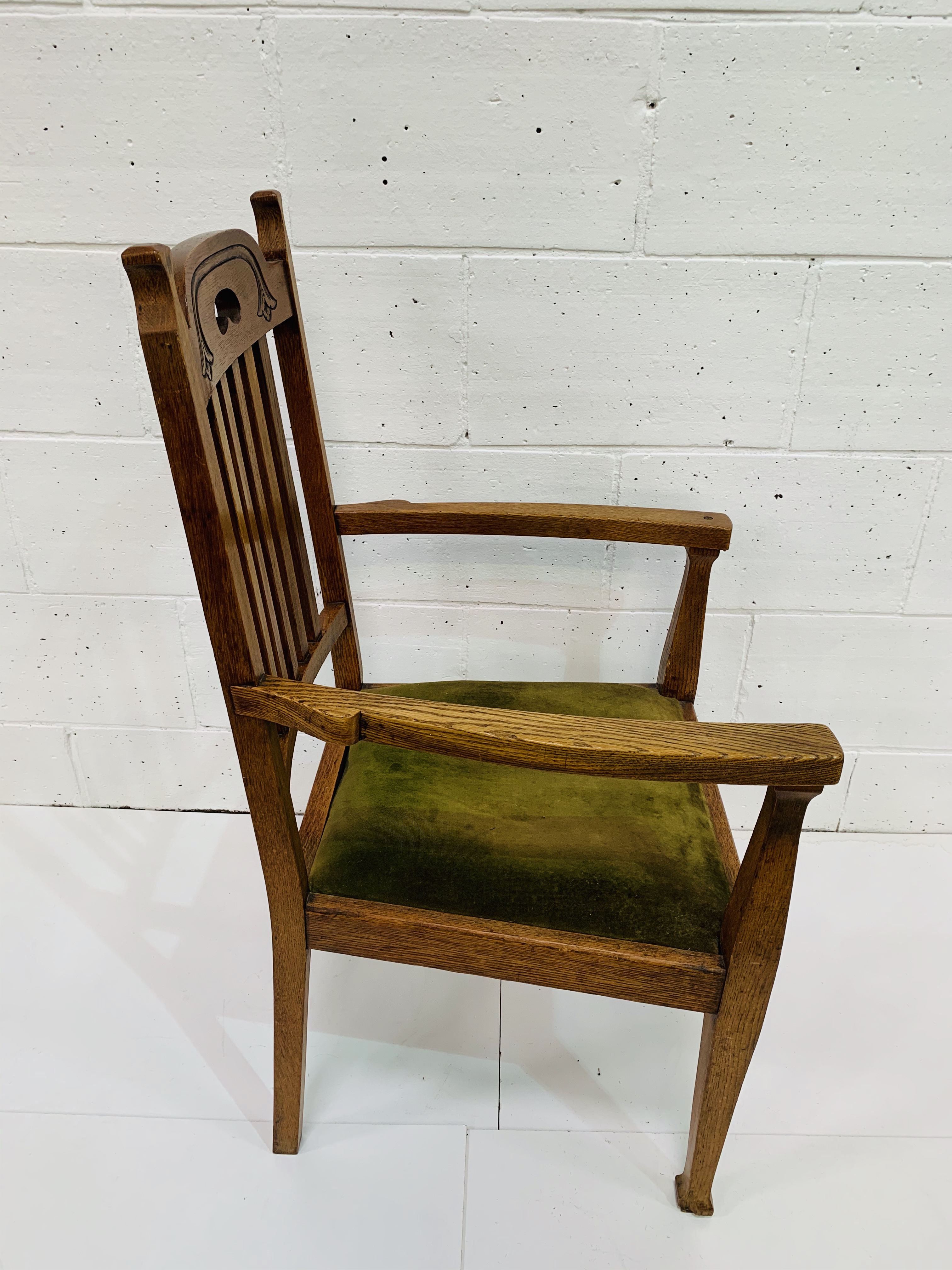 Arts and Crafts oak open armchair. - Image 2 of 3