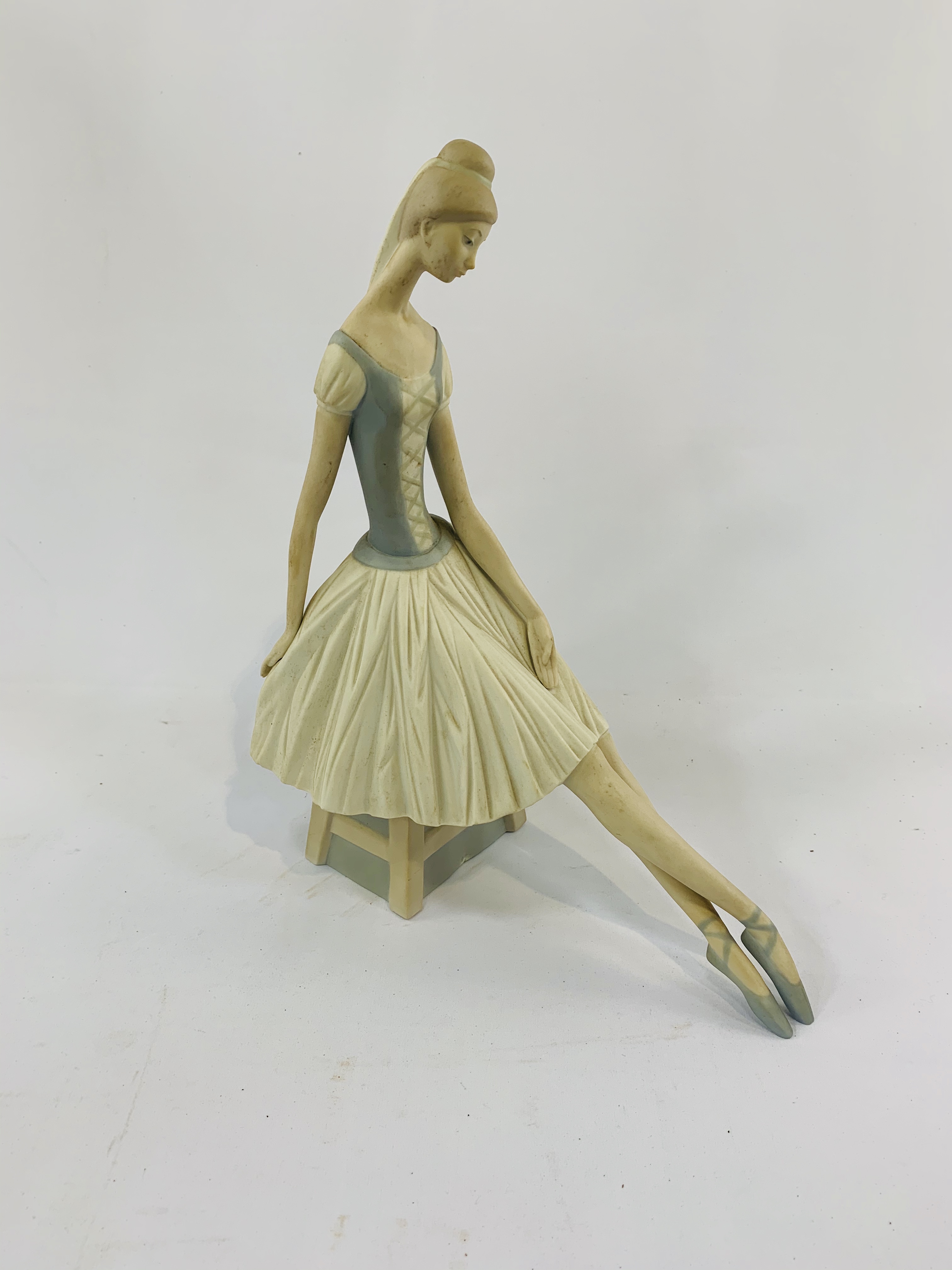 Large Nao figurine of a ballet dancer