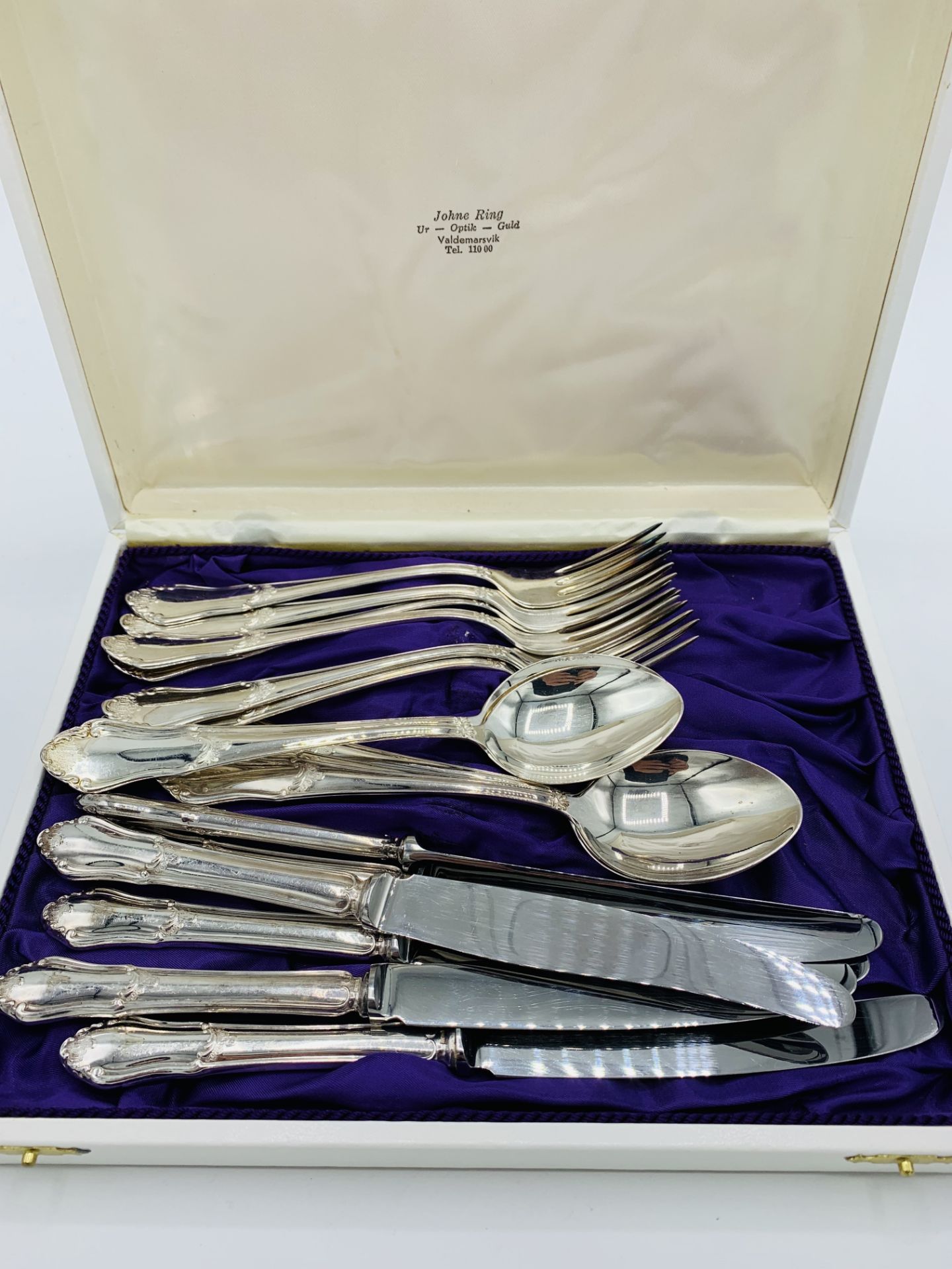 Set of six Swedish 800 silver forks, spoons and silver handled knives. Total weight 25.87 ozt