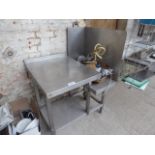 Stainless steel prep table 91 x 70 x 127cms