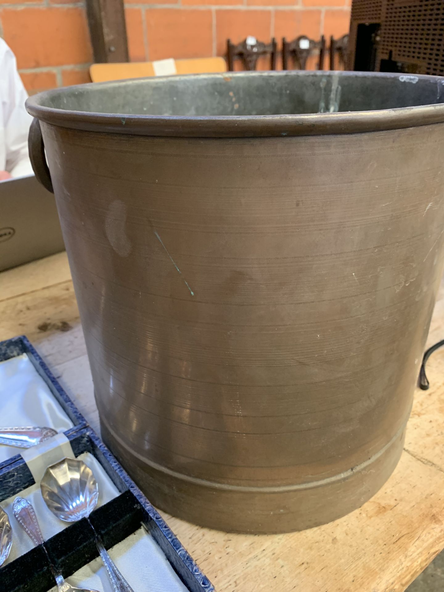 Brass coal bucket, brass mask and box of spoons. - Image 2 of 2