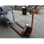 Pallet truck