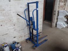 Hand high lift pallet truck