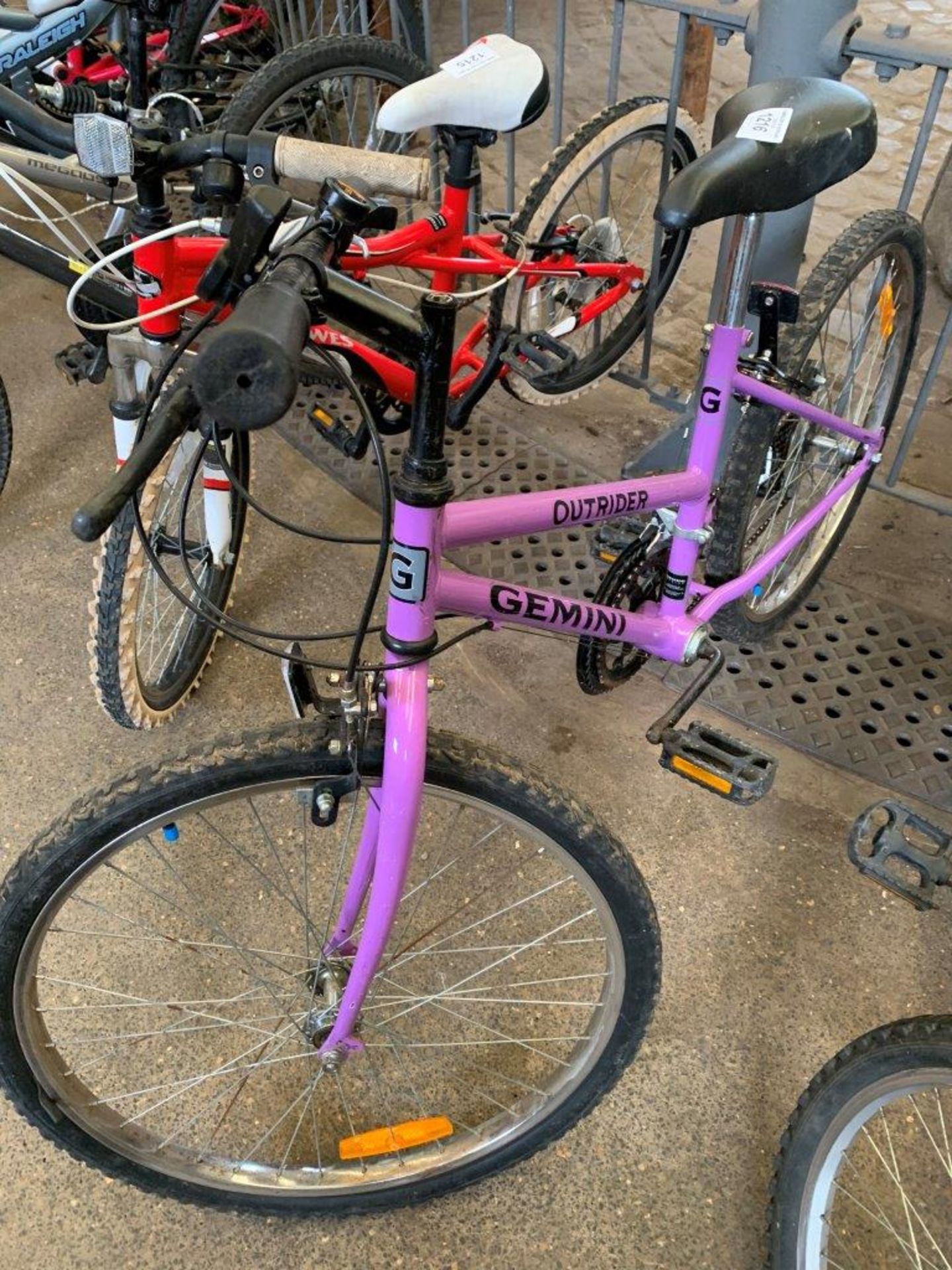 Gemini Outrider bike