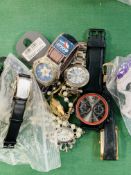 A bag of 10 assorted fashion watches and a pendant watch.