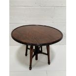 Oak circular side table, adjustable height with screw mechanism