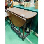 Oak gate leg drop side table, 75 x 92 x 69cms.
