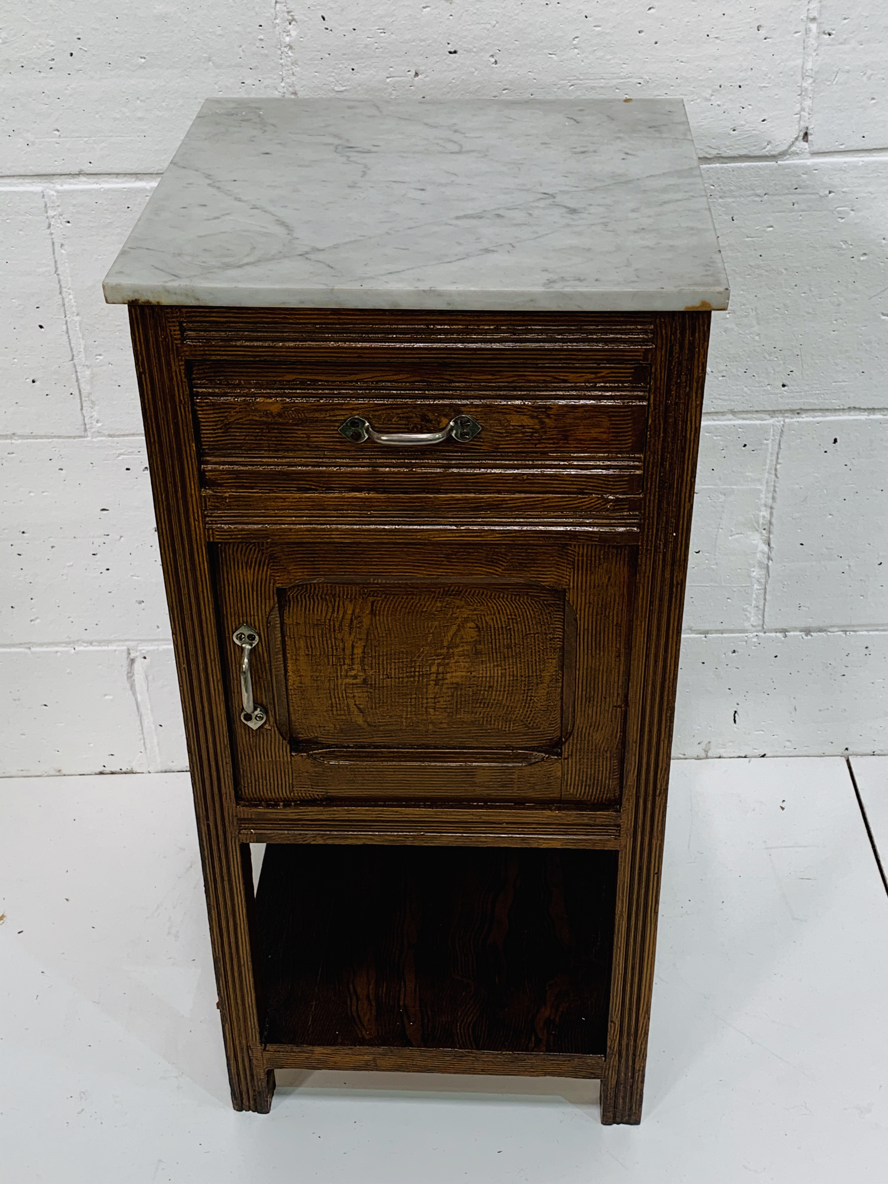 French white marble top cupboard with drawer, 40 x 40 x 84cms.