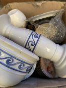 Box of assorted ceramic ware