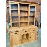 Pine dresser.