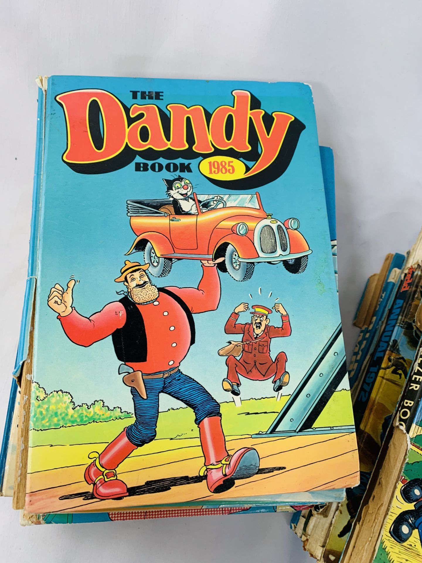 19 Children's comic and annuals from the 1970's and 1980's including Beano, Bingo and Beezer. - Image 2 of 3