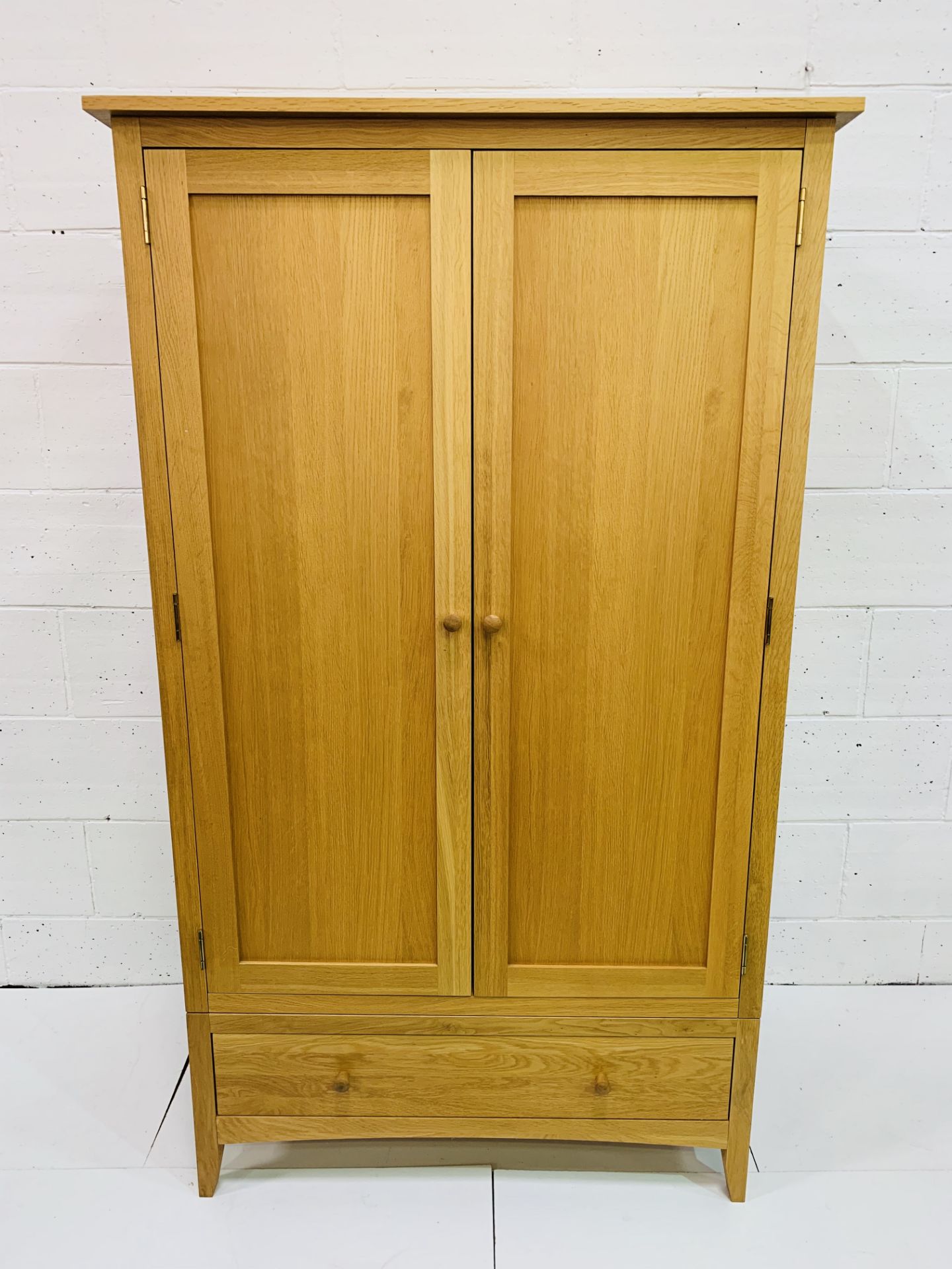 Oak double wardrobe with drawer beneath, 100 x 62 x 190cms.