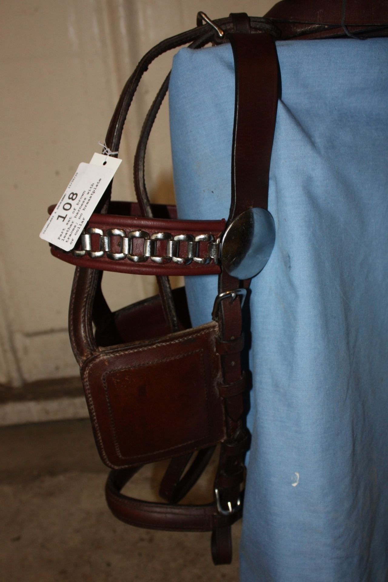 Part set of brown leather harness with traces; no breastplate or collar - Image 3 of 3