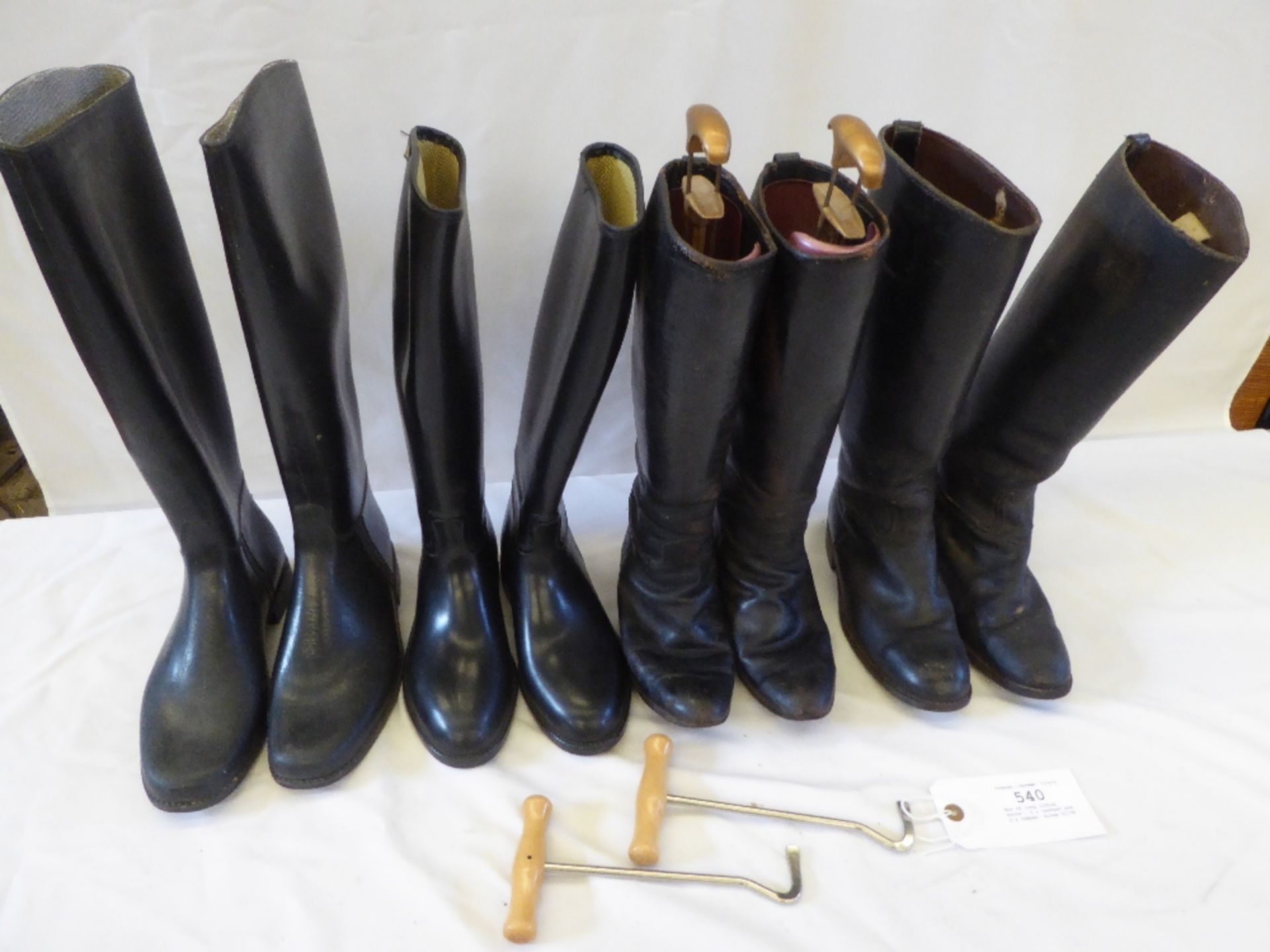 4 prs long riding boots - 2 x leather and 2 x rubber, sizes 37/38, plus a pair of boot pulls