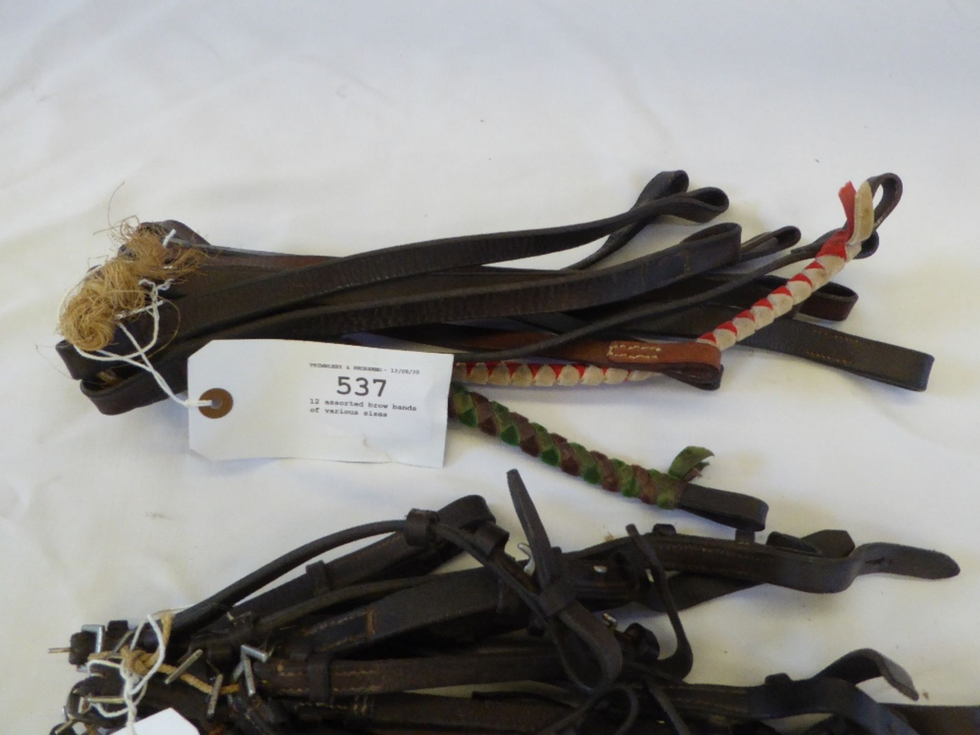 12 assorted brow bands of various sizes and 20 cheek pieces for riding bridles of various length/ - Image 2 of 2