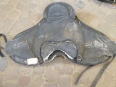 Cob size treeless saddle by Libra - carries VAT