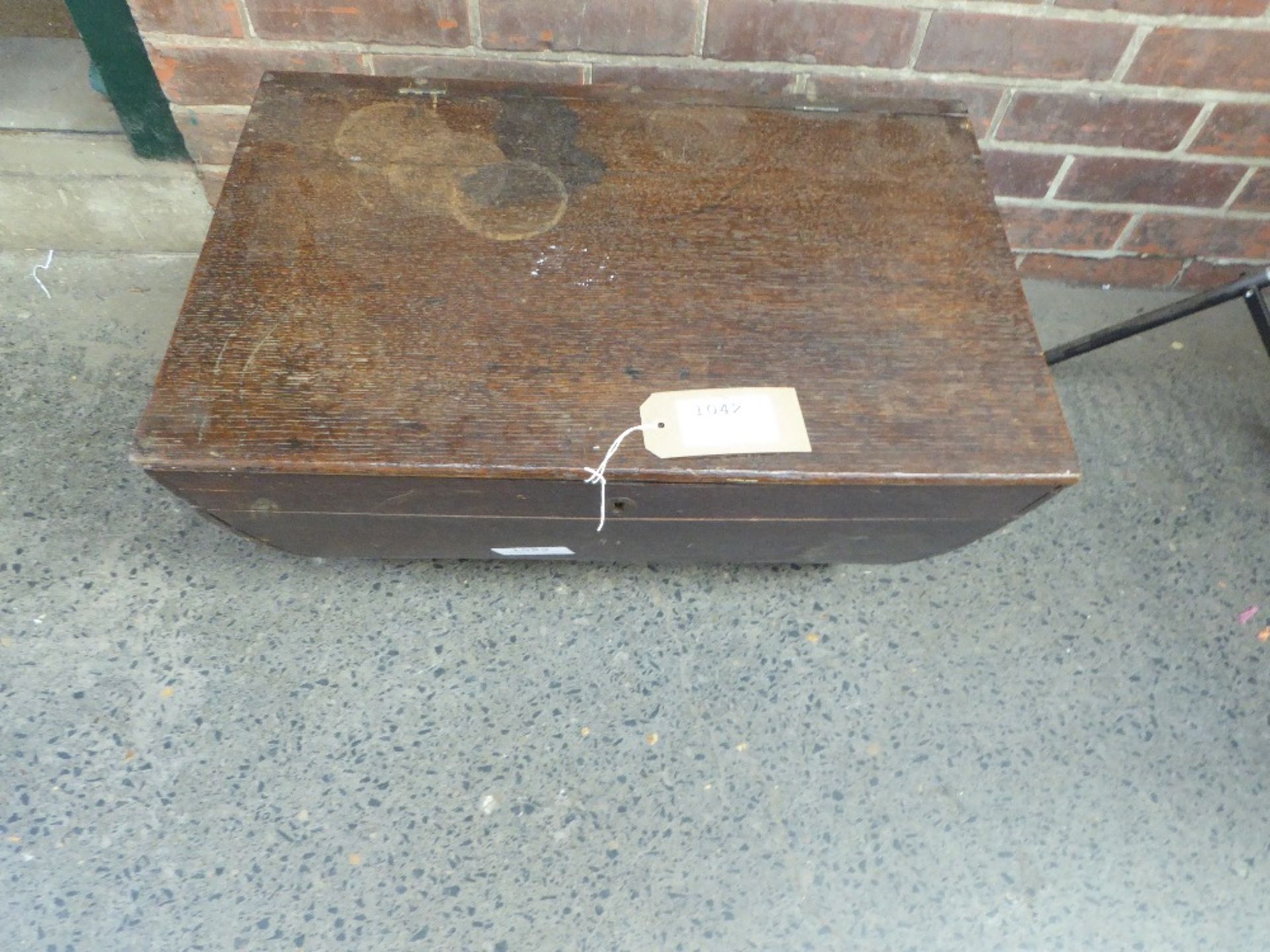 Oak boot box to fit on the front of a travelling Chariot; measures 61cms x 40cms x 38cms