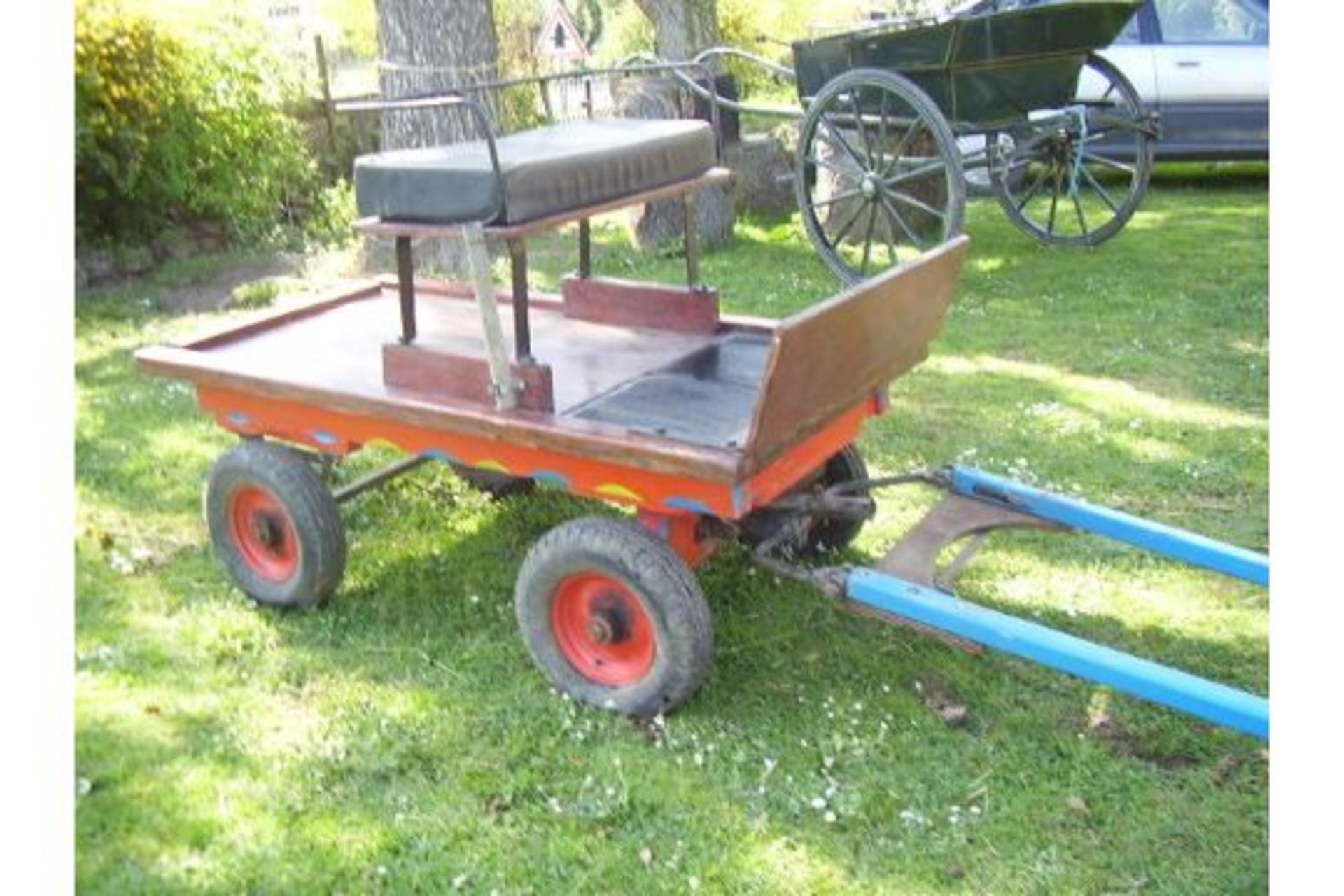 TROLLEY to suit a Shetland pony single or pair. In natural varnished wood with black - Image 3 of 3