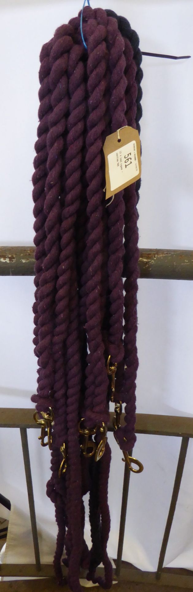 10 x lead ropes - carries VAT