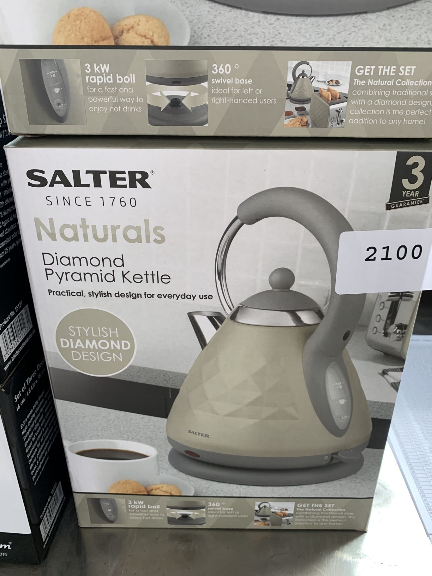 New Salter kettle.