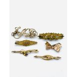 4 no. 9 ct gold brooches, total weight 7.1 gms; together with 2 yellow metal brooches.