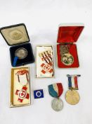 Reading Working Men's Regatta "Huntley & Palmers Challenge Bowl 1902" medal and other medals.