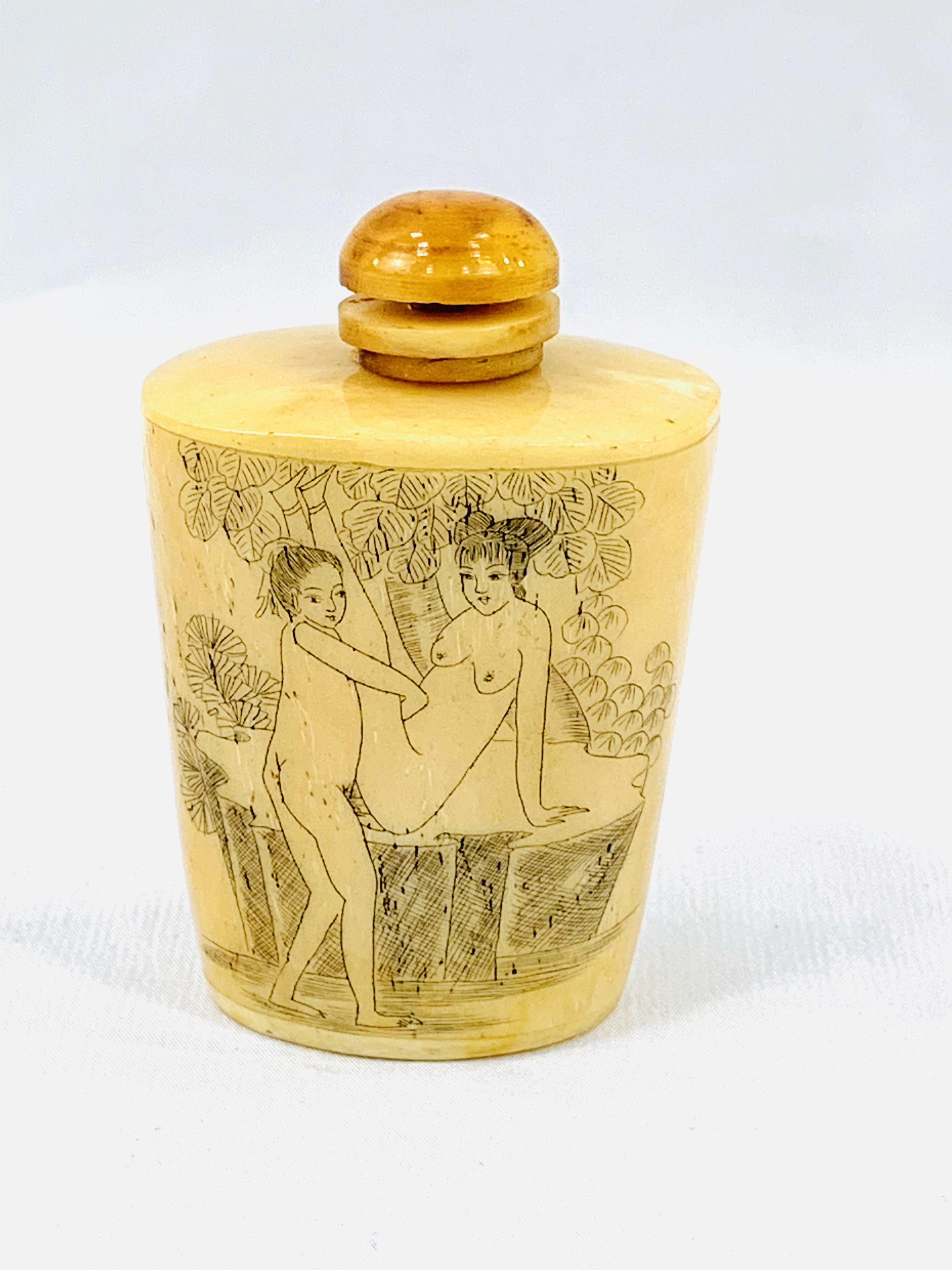 Cone shaped Chinese snuff bottle with dipper, featuring an erotic scene. - Image 2 of 2