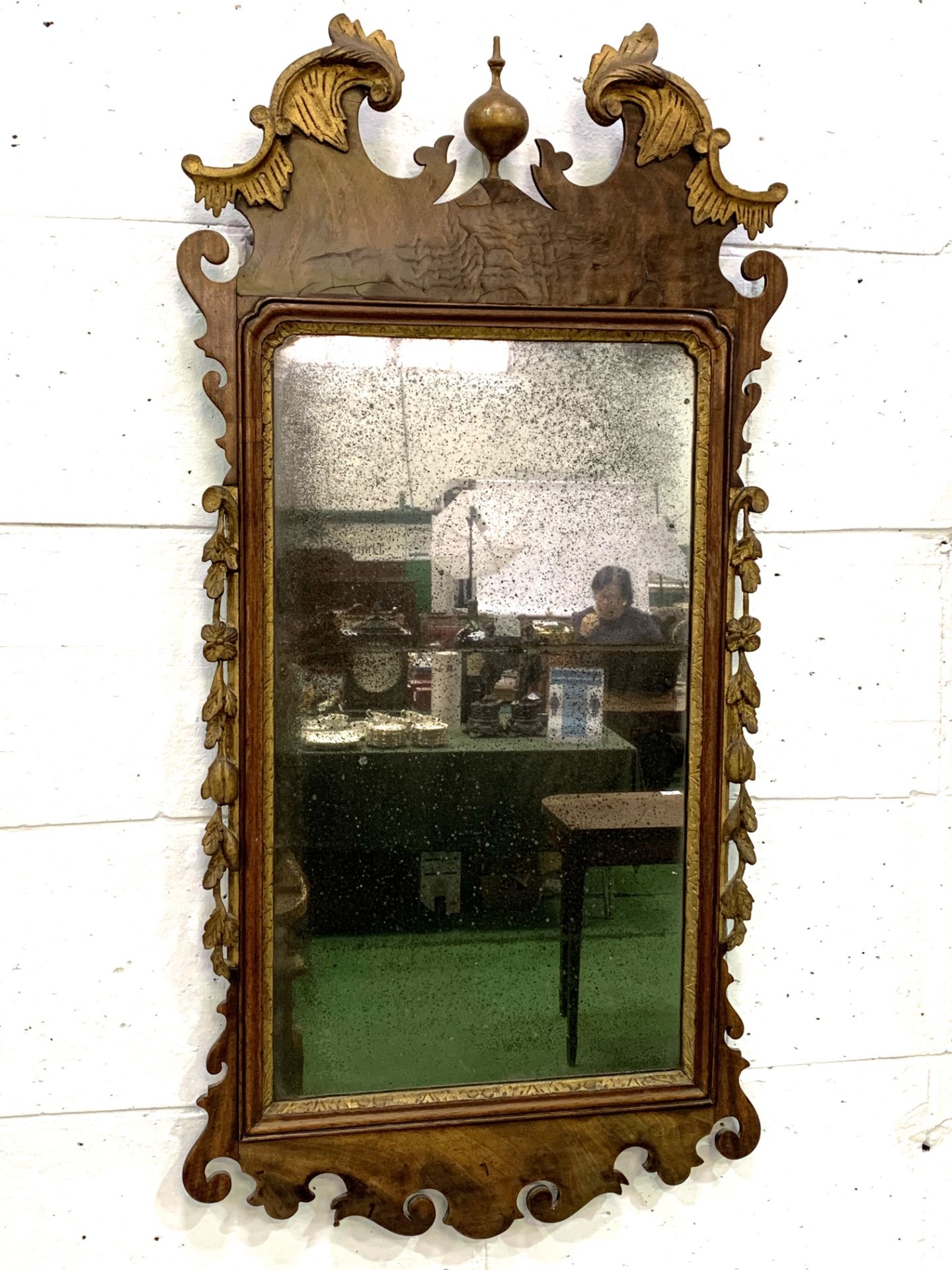 Chippendale walnut and carved gilt framed wall mirror. - Image 4 of 4