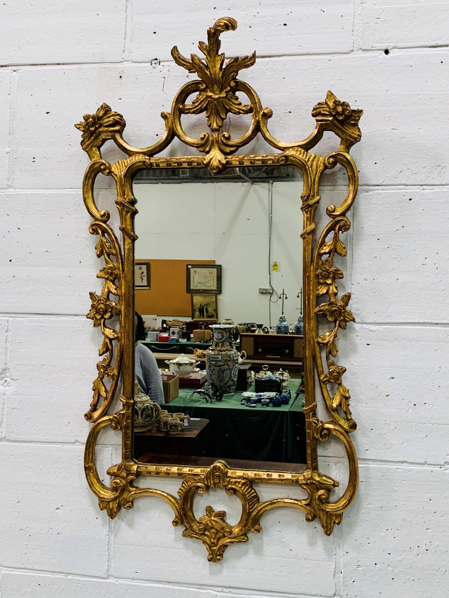 Two Georgian wall mirrors with ornately carved gilt plaster frames - Image 4 of 4