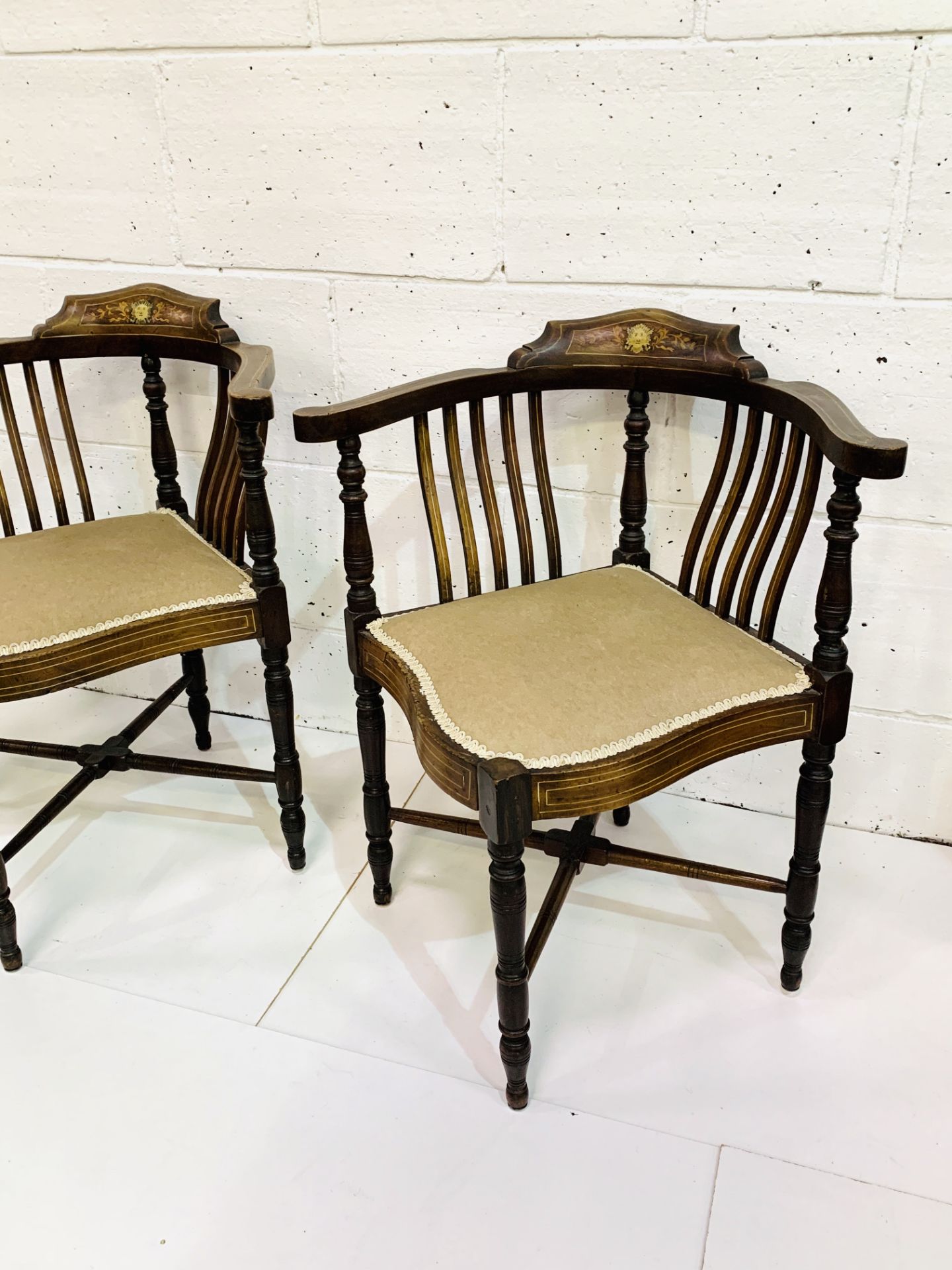 Pair of inlaid mahogany corner chairs with rail backs, upholstered in mushroom fabric. - Image 2 of 4