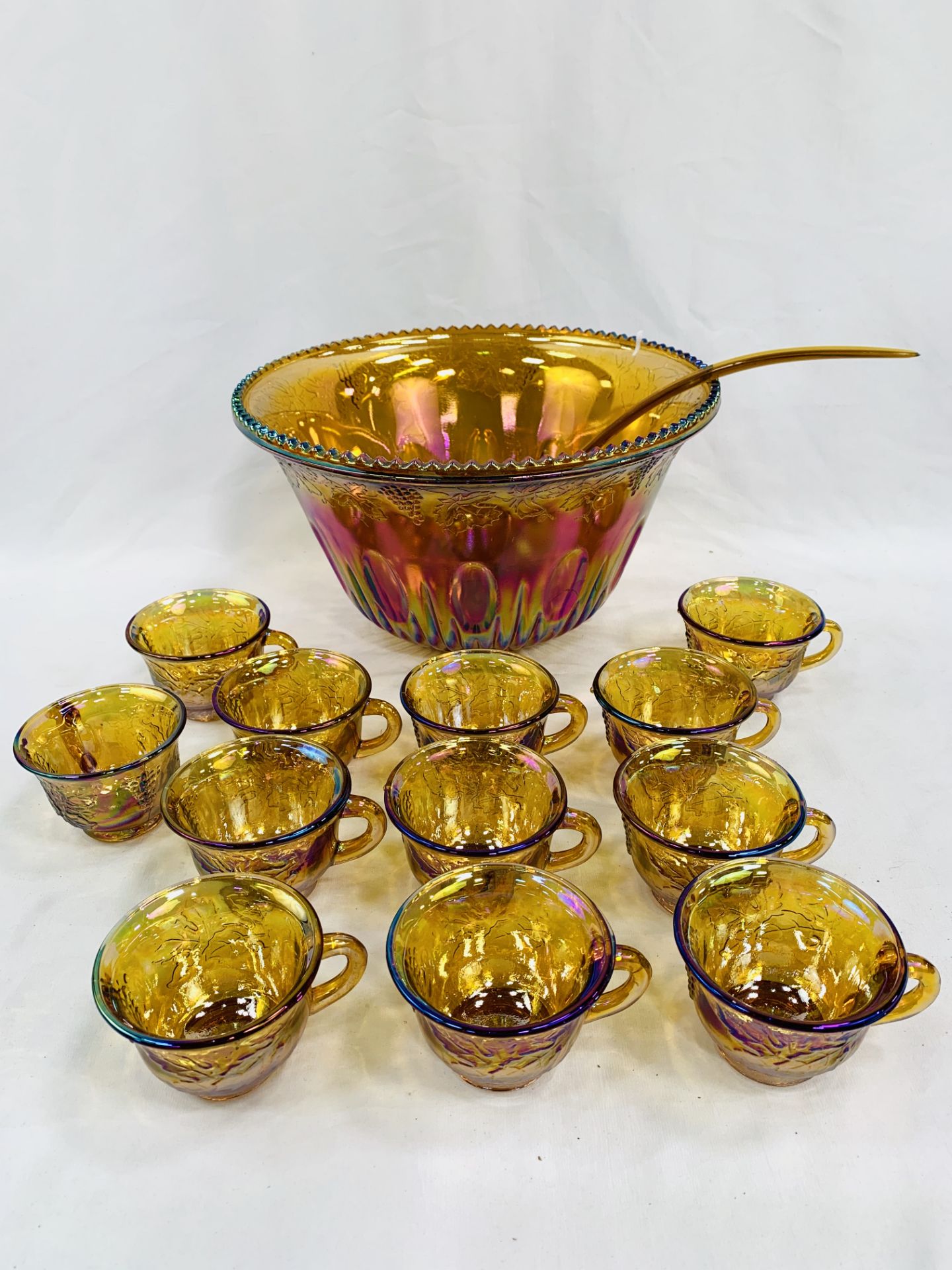 Iridescent glass punch bowl with 12 cups. - Image 2 of 3