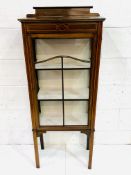 Edwardian string inlay mahogany display cabinet.