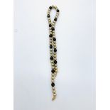 Freshwater pearl necklace with 14ct gold clasp, length 46cms.