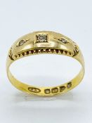 18ct gold and 3 diamond ring, 2.3gms