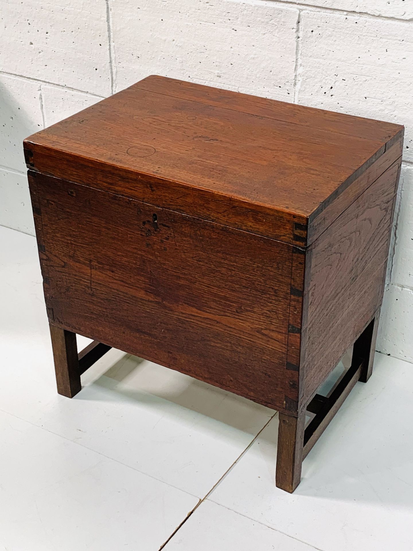 Victorian mahogany trunk / chest on legs. - Image 2 of 3