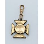 9ct gold Maltese cross style pendant/locket.