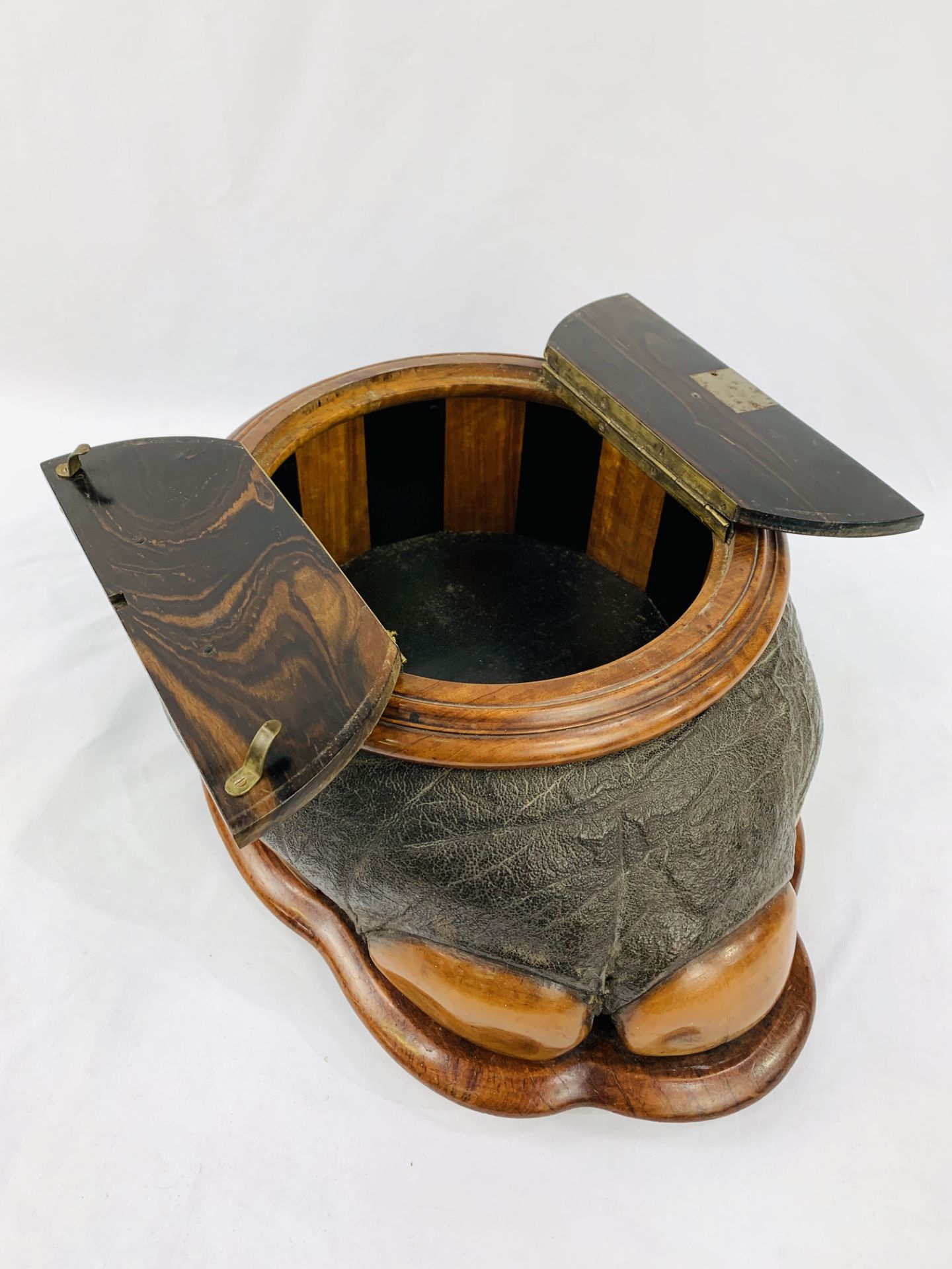 Victorian Elephant's foot lockable storage box, 38 x 30 x 15cms. - Image 2 of 4