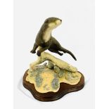 Border Fine Arts Otter figurine by E Waugh, 462/950, dated 1988.