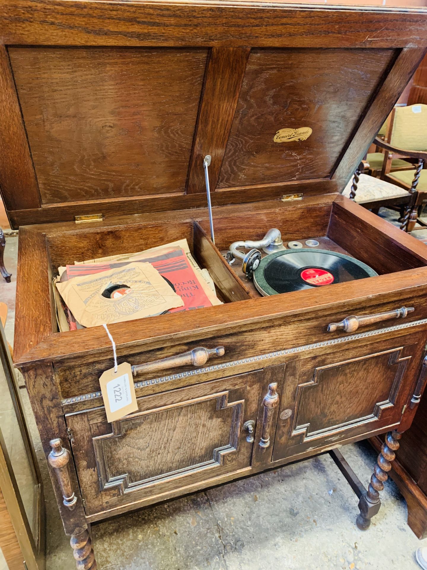 Concert Grande gramophone in oak cabinet.