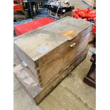 2 wooden tool chests, 69 x 32 x 31 and 82 x 37 x 18.