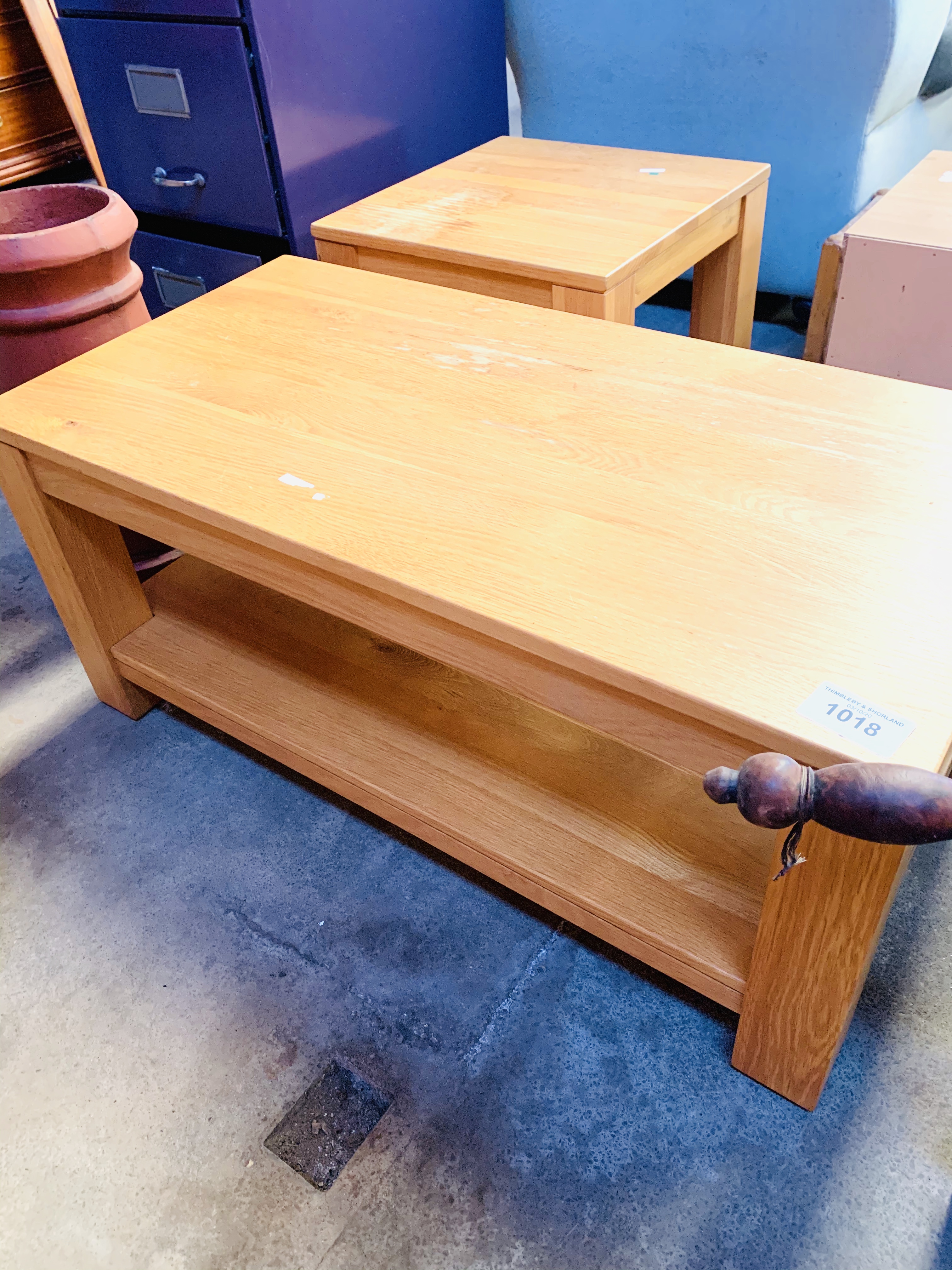2 laminated coffee tables
