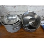 5 cooking pots & 1 jug