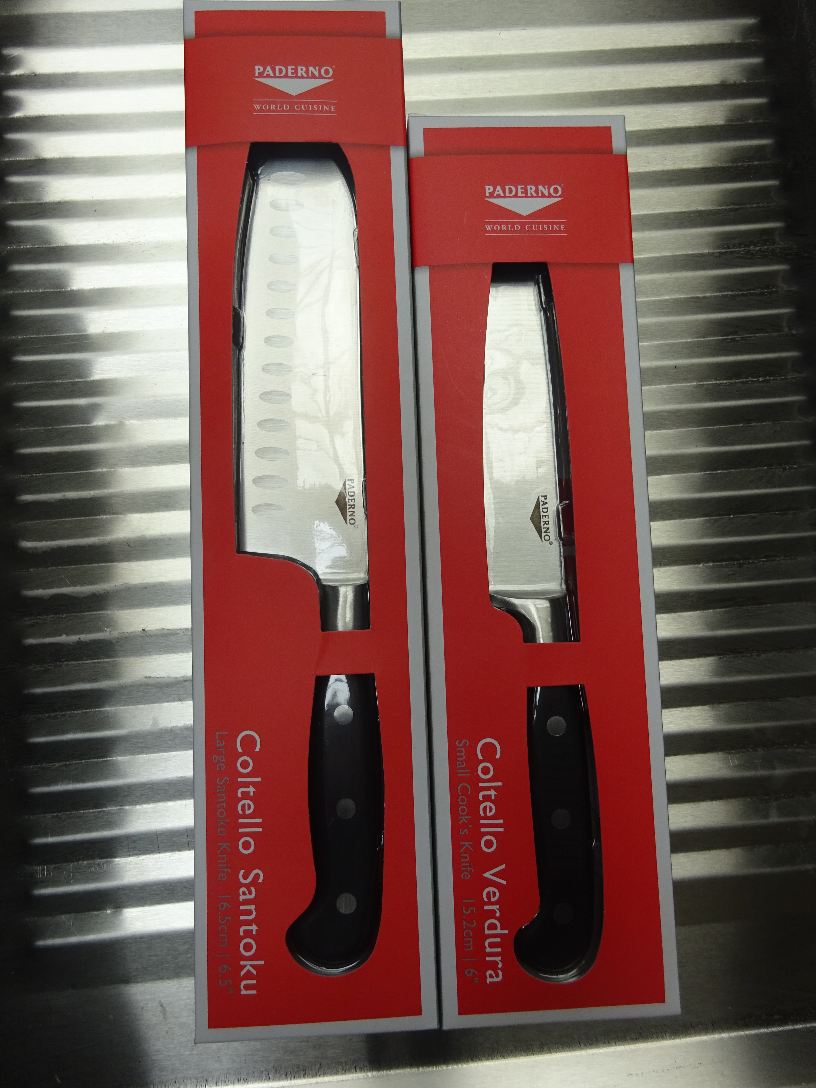 2 Paderno knives 1 large, 1 small